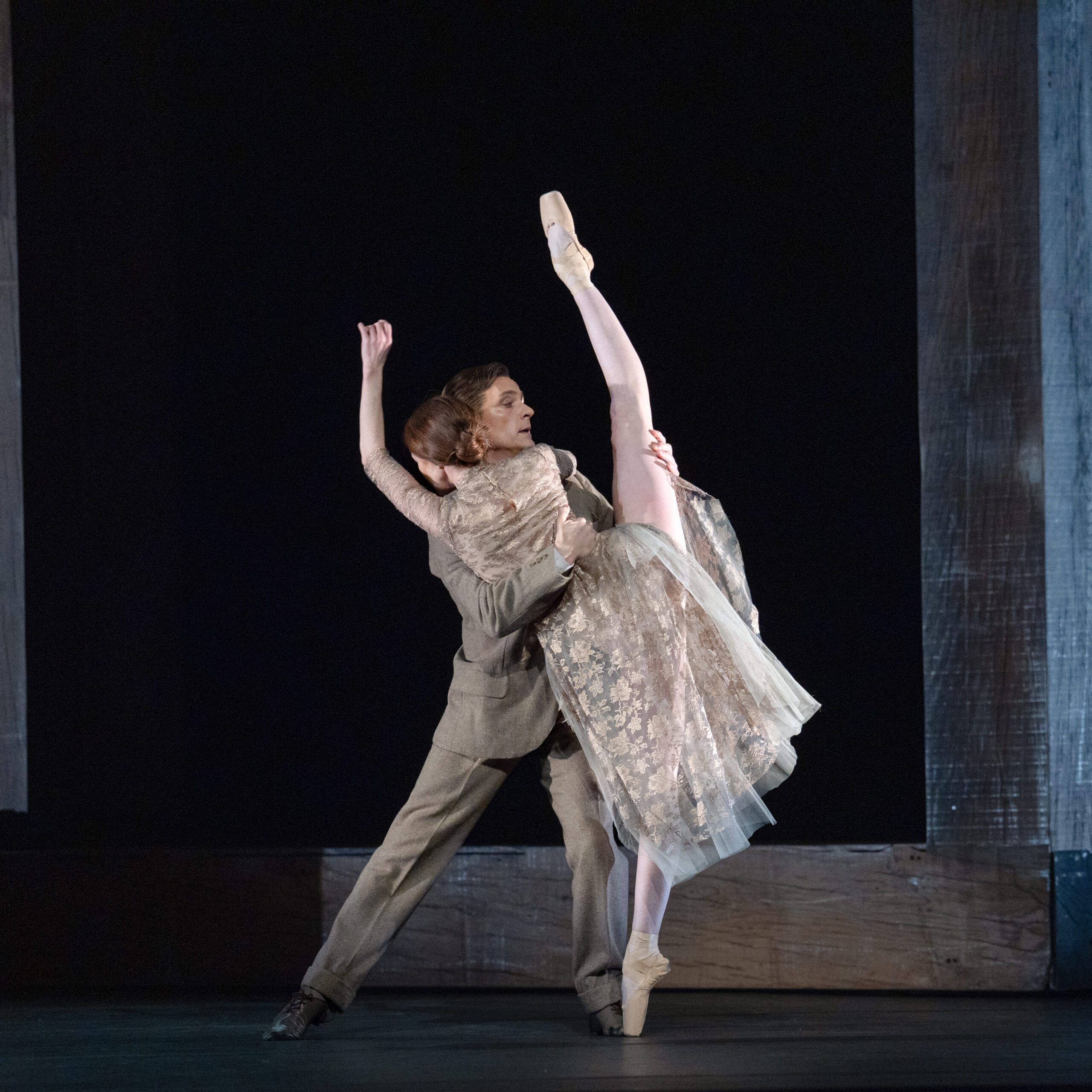 Thomas Whitehead and Lauren Cuthbertson in Wayne McGregor's Woolf Works